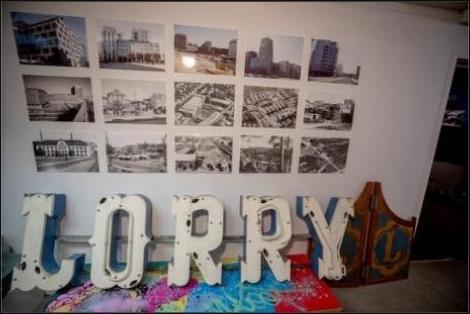Lorry&rsquo;s original sign